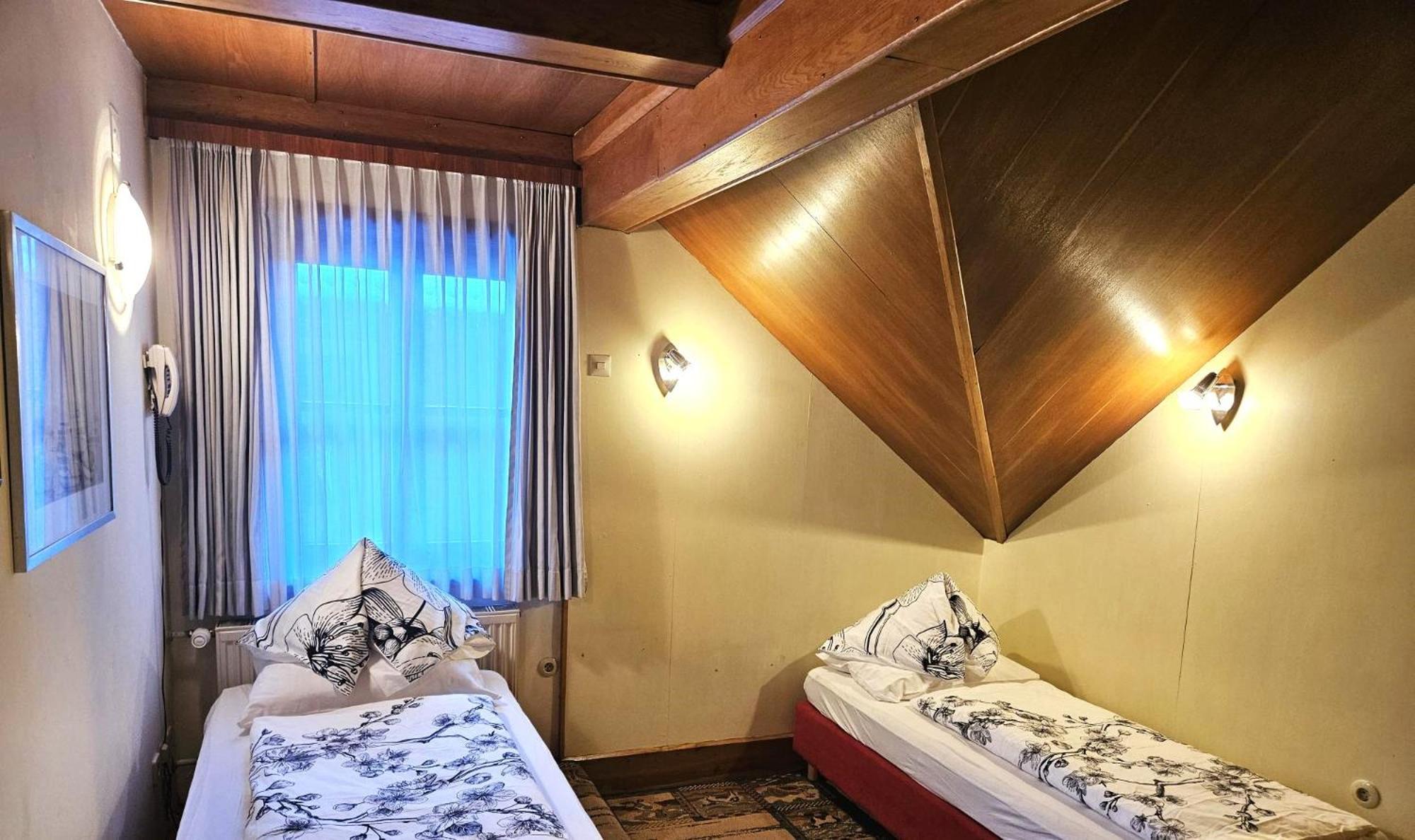 Gasthof-Pension Alt Kirchheim Bad Kleinkirchheim Bagian luar foto
