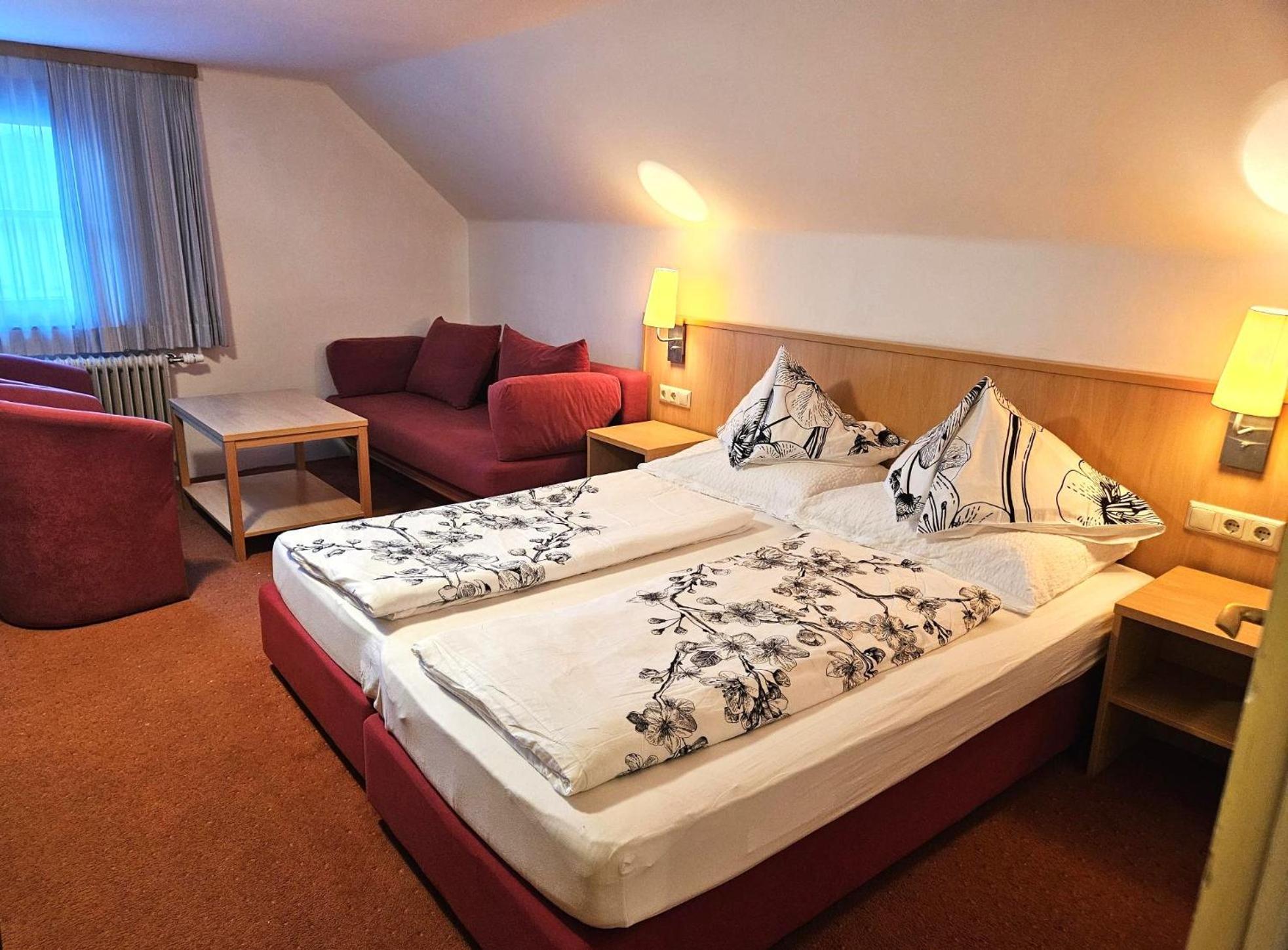 Gasthof-Pension Alt Kirchheim Bad Kleinkirchheim Bagian luar foto