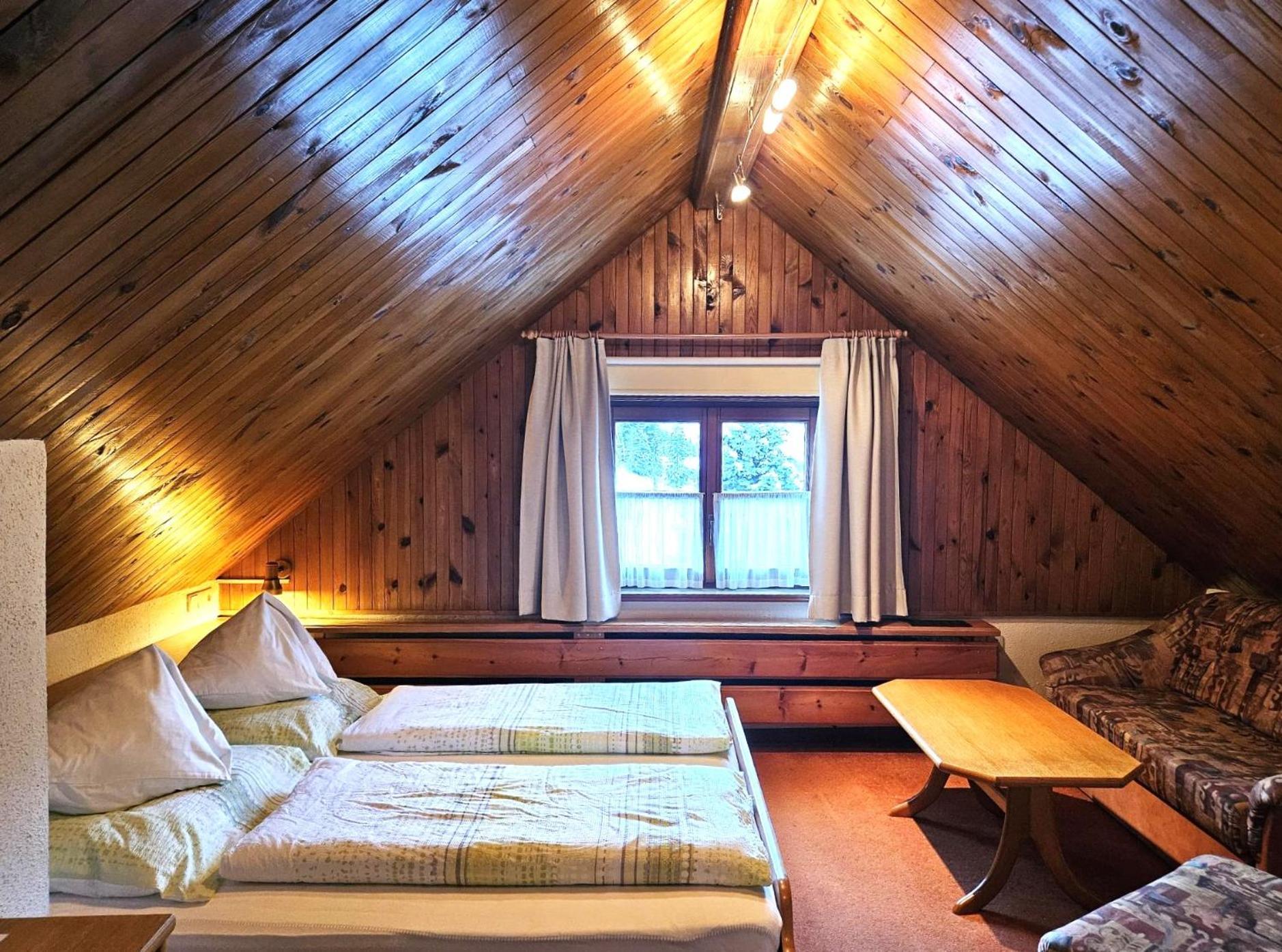 Gasthof-Pension Alt Kirchheim Bad Kleinkirchheim Bagian luar foto